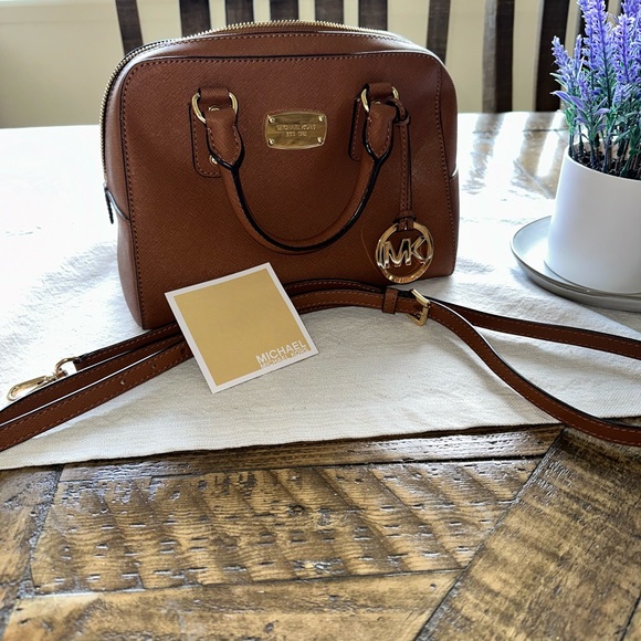 Michael Kors Satchel Purse - Picture 8 of 8